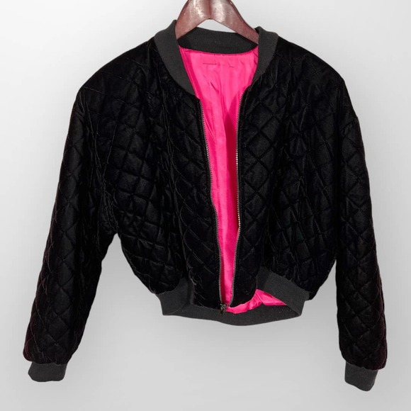 Small Vintage Velvet Bomber Crop DiamondQuilted Pockets Satin Fuchsia Lining - Picture 1 of 9